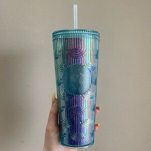 Starbucks coffee (NEW) 2022 iridescent blue mermaid scale venti tumbler cup